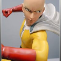 One-Punch-Man-Figura-Saitama-61cm-09