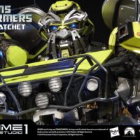 Transformers-Figura-Ratchet-66-cm-04