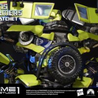 Transformers-Figura-Ratchet-66-cm-05