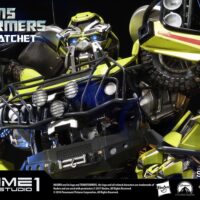 Transformers-Figura-Ratchet-66-cm-06