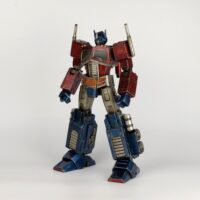 Transformers-Generation-1-Figura-Optimus-Prime-Classic-Edition-41-cm-03