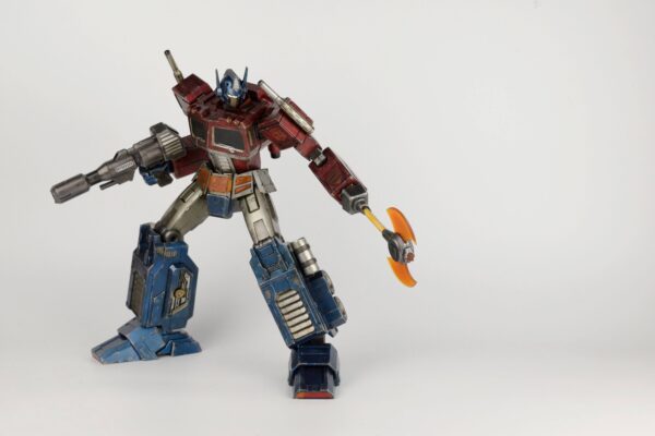 Transformers Generation 1 Figura Optimus Prime Classic Edition 41 cm