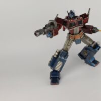 Transformers-Generation-1-Figura-Optimus-Prime-Classic-Edition-41-cm-06