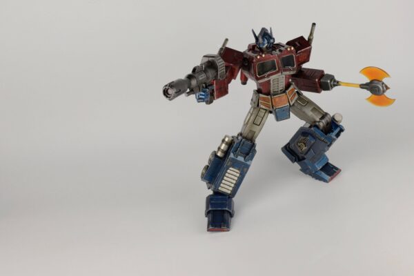 Transformers Generation 1 Figura Optimus Prime Classic Edition 41 cm