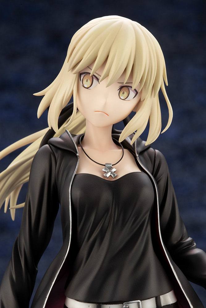 Estatua Fate Grand Order Saber Altria Alter Casual