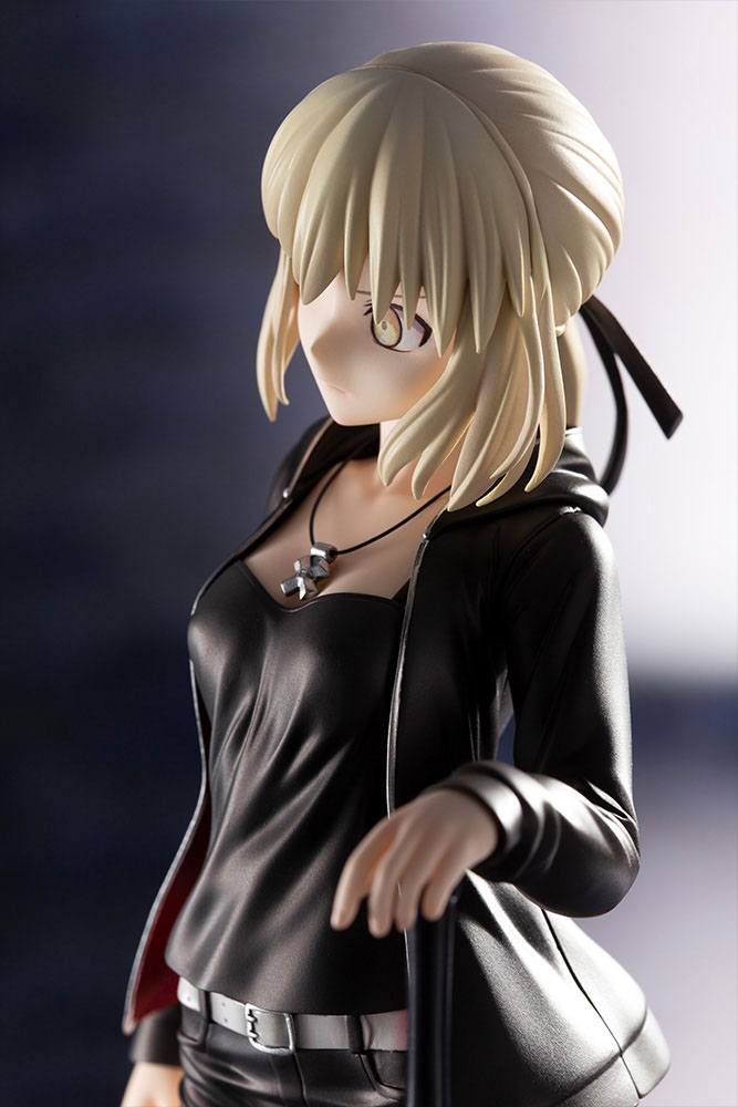 Estatua Fate Grand Order Saber Altria Alter Casual