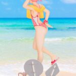 Estatua Momo Chiyoda Swimsuit Bonus Edition