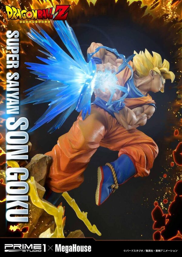 Estatua Dragon Ball Z Super Saiyan Son Goku