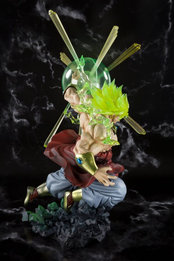 Estatua FiguartsZERO Super Saiyan Broly