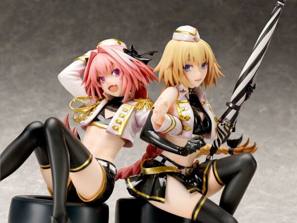 Estatua Fate Apocrypha Jeanne d'Arc y Astolfo