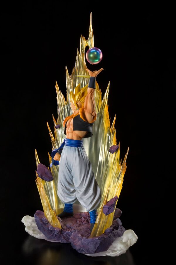 Estatua Dragon Ball Fusion Reborn Gogeta