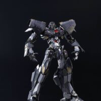 Estatua-Megatron-Kuro-Kara-Kuri-21-cm-09