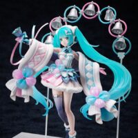 Estatua-Miku-Mirai-Vocaloid-Winter-Festival-02