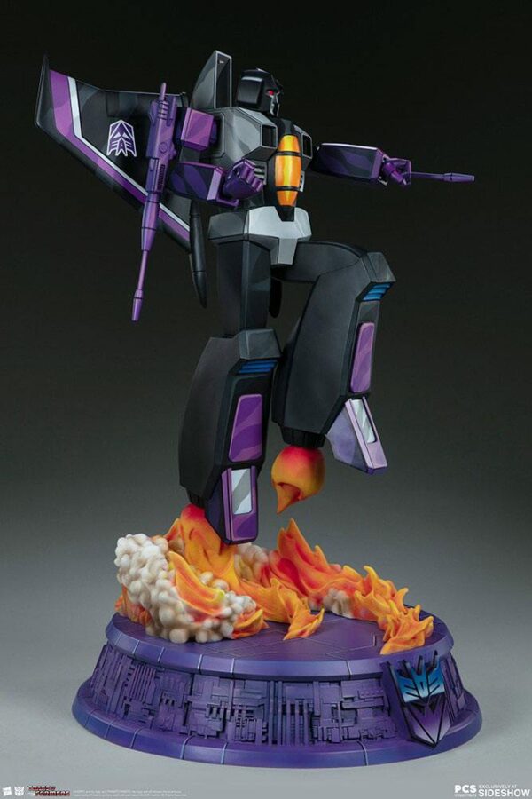 Estatua Transformers Museum Scale Skywarp G1 67 cm