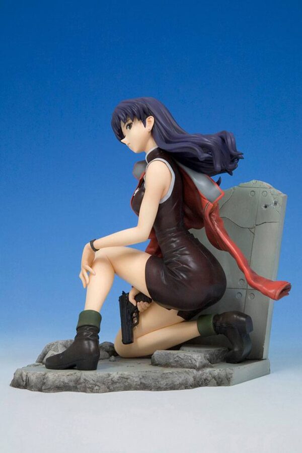 Estatua You Are Not Alone Misato