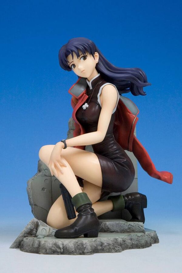 Estatua You Are Not Alone Misato