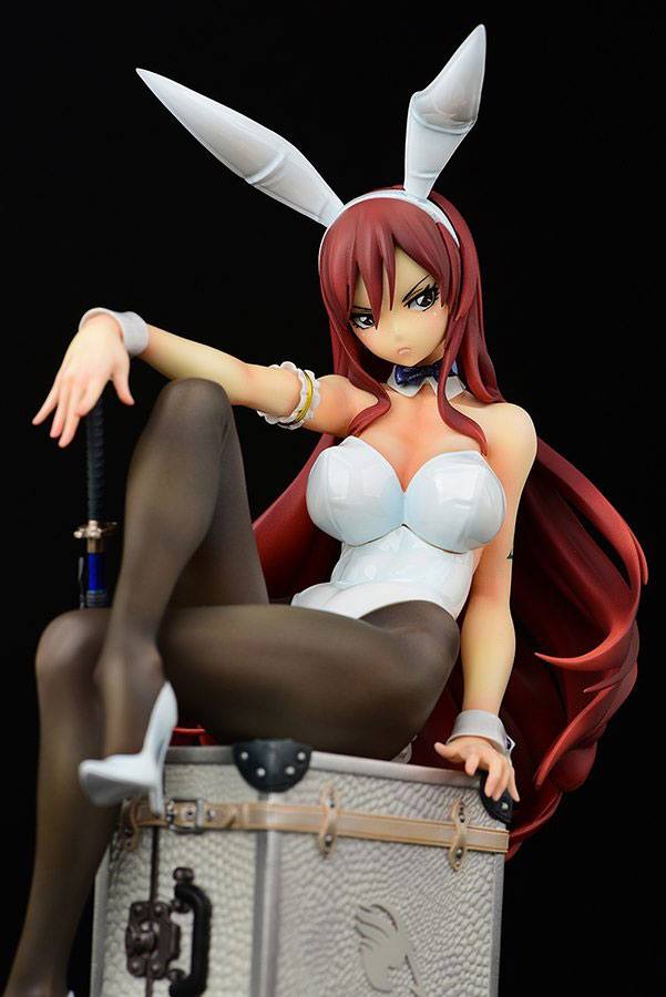 Estatua Erza Scarlet Bunny Girl Style