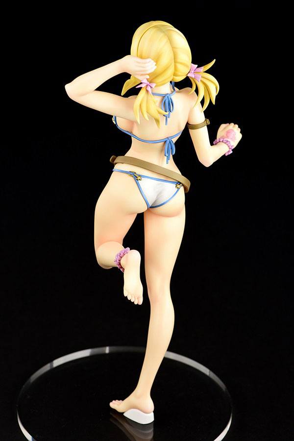 Estatua Lucy Heartfilia Swimwear Gravure Style