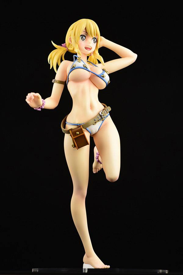 Estatua Lucy Heartfilia Swimwear Gravure Style