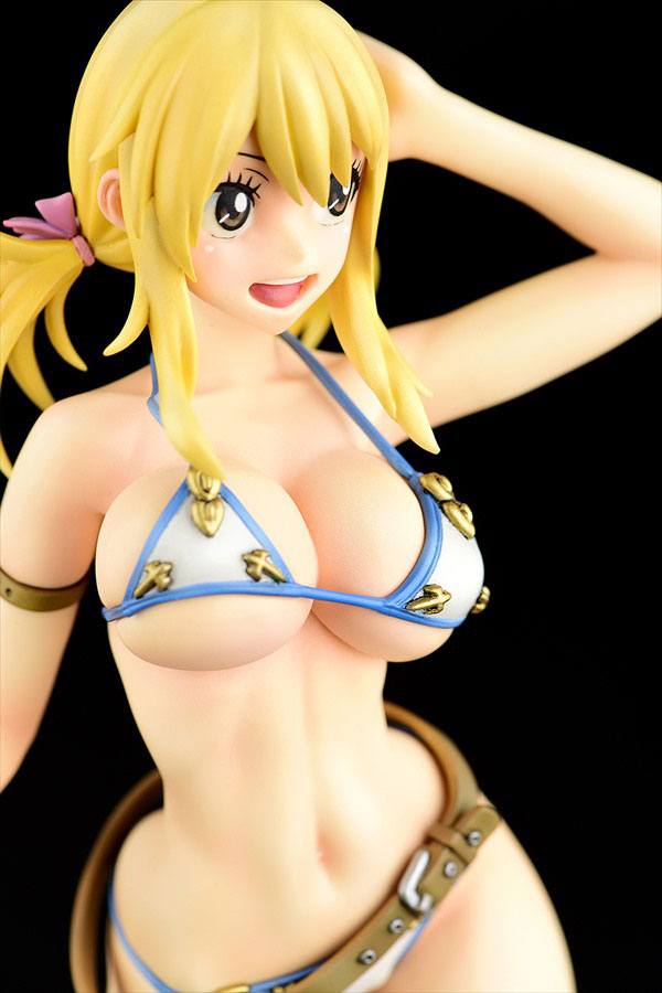 Estatua Lucy Heartfilia Swimwear Gravure Style