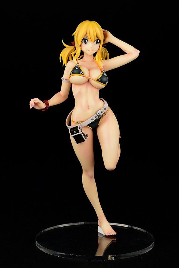 Estatua Lucy Heartfilia Swimwear Style Noir