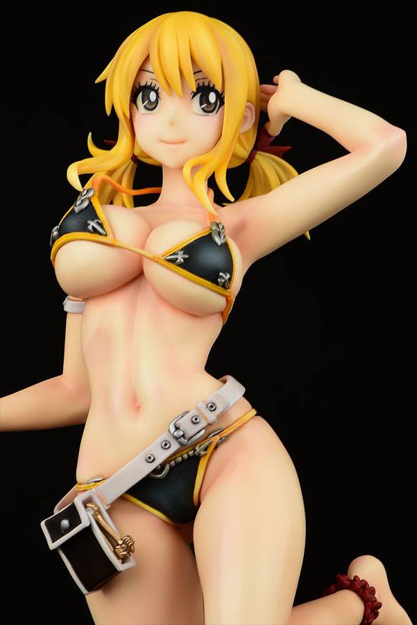 Estatua Lucy Heartfilia Swimwear Style Noir