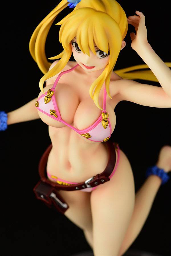 Estatua Lucy Heartfilia Swimwear Side Tail