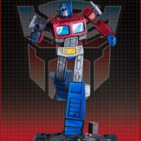 Figura-Transformers-Classic-Scale-Optimus-Prime-27-cm-01
