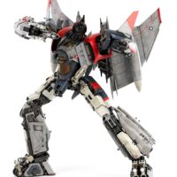 Figura-Transformers-DLX-Scale-Blitzwing-27-cm-05