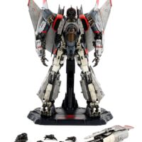 Figura-Transformers-DLX-Scale-Blitzwing-27-cm-06
