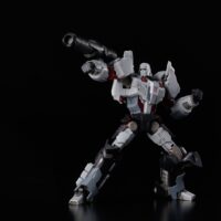 Figura-Transformers-Furai-Model-Kit-Megatron-IDW-Autobot-16-cm-06