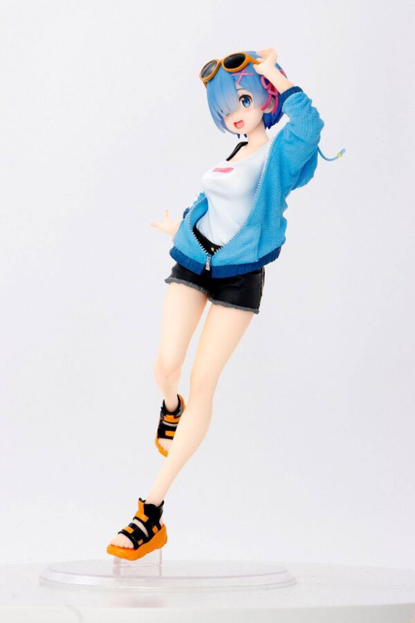 Estatua Rem Sporty Summer