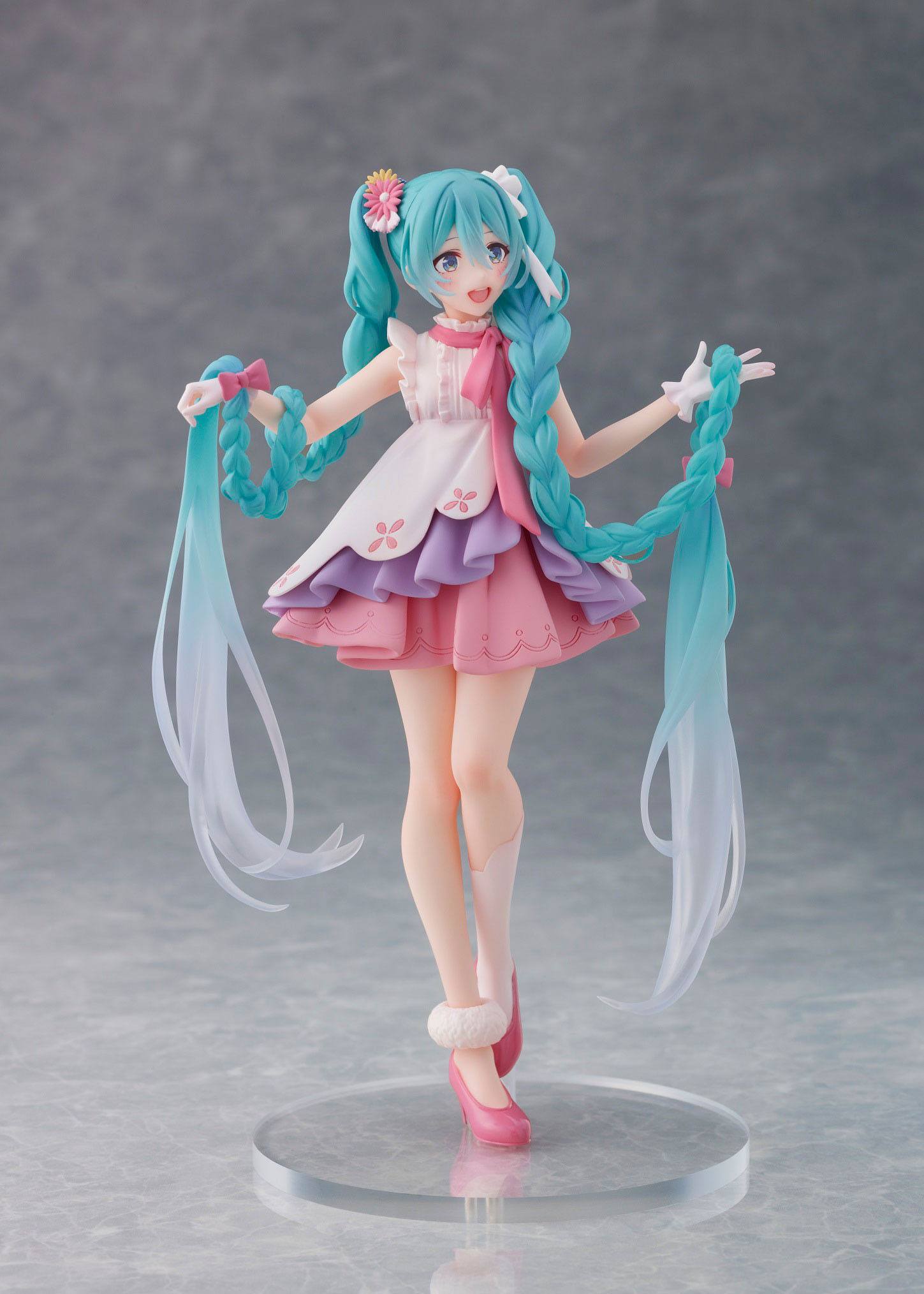 Estatua Hatsune Miku Rapunzel Wonderland