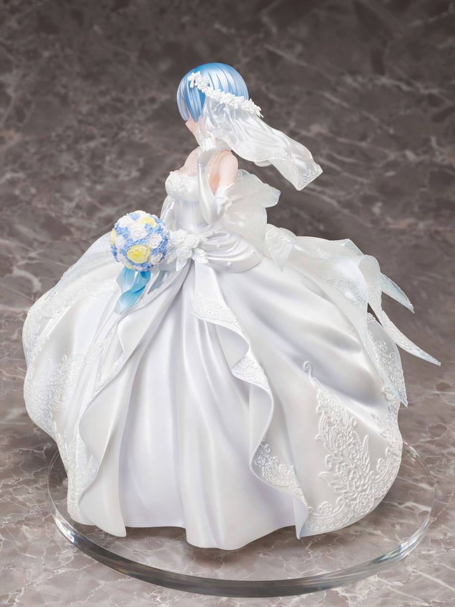 Estatua Rem Wedding Dress