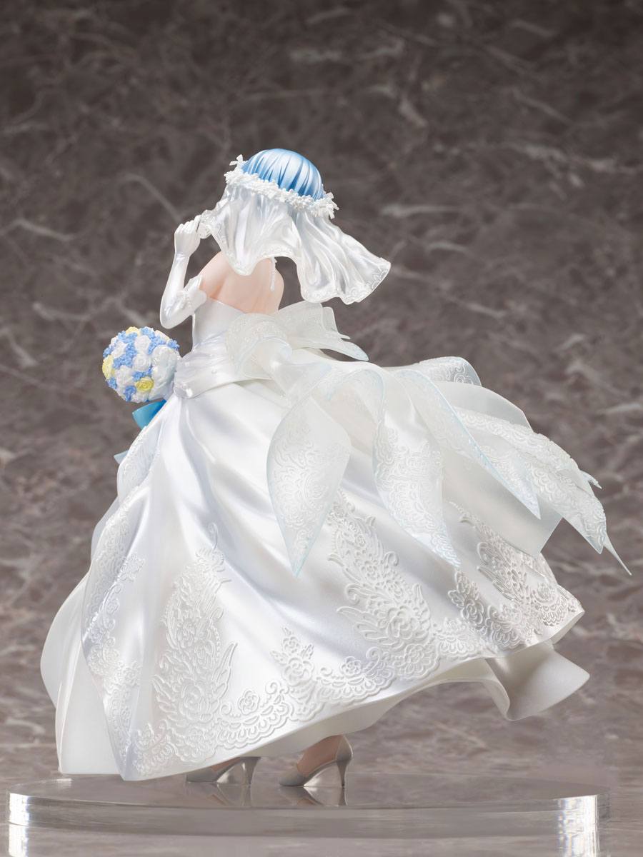 Estatua Rem Wedding Dress