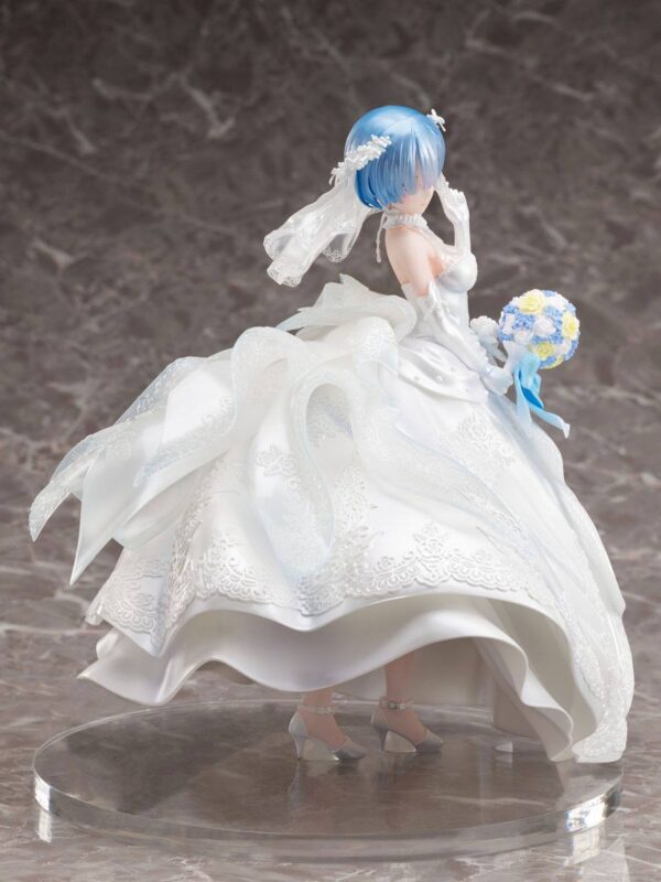 Estatua Rem Wedding Dress