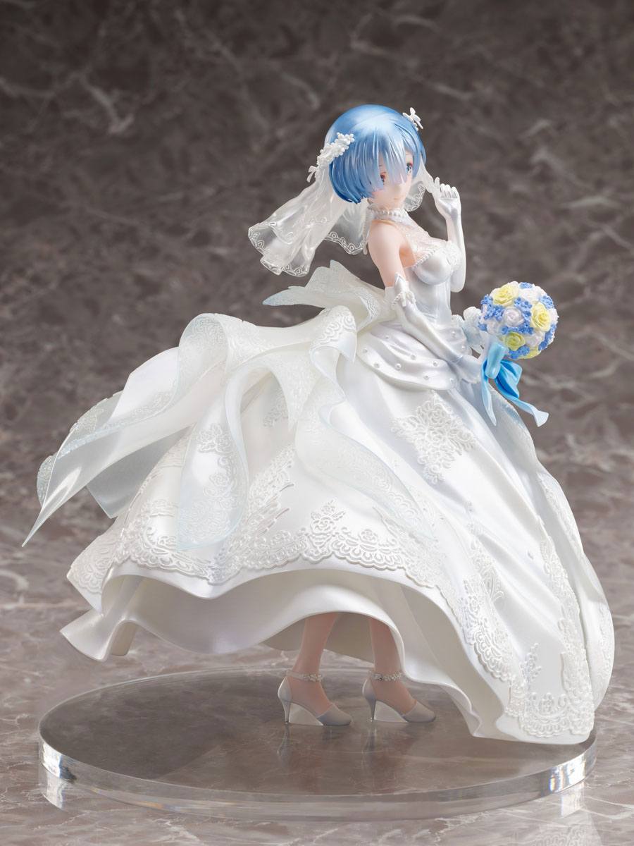 Estatua Rem Wedding Dress