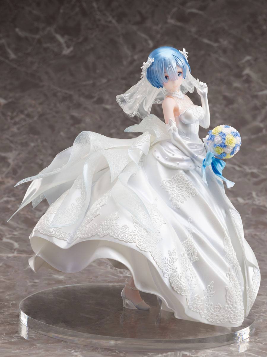 Estatua Rem Wedding Dress