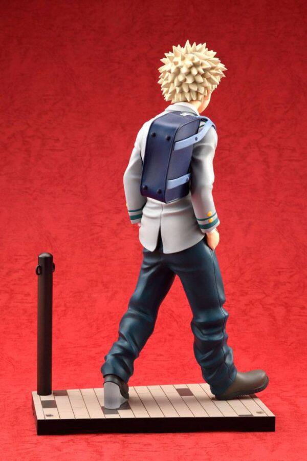 Estatua Academy Katsuki Bakugo Uniform