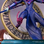 Estatua Dark Magician Blue Version