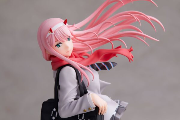 Estatua Darling in the Franxx Zero Two School Uniform