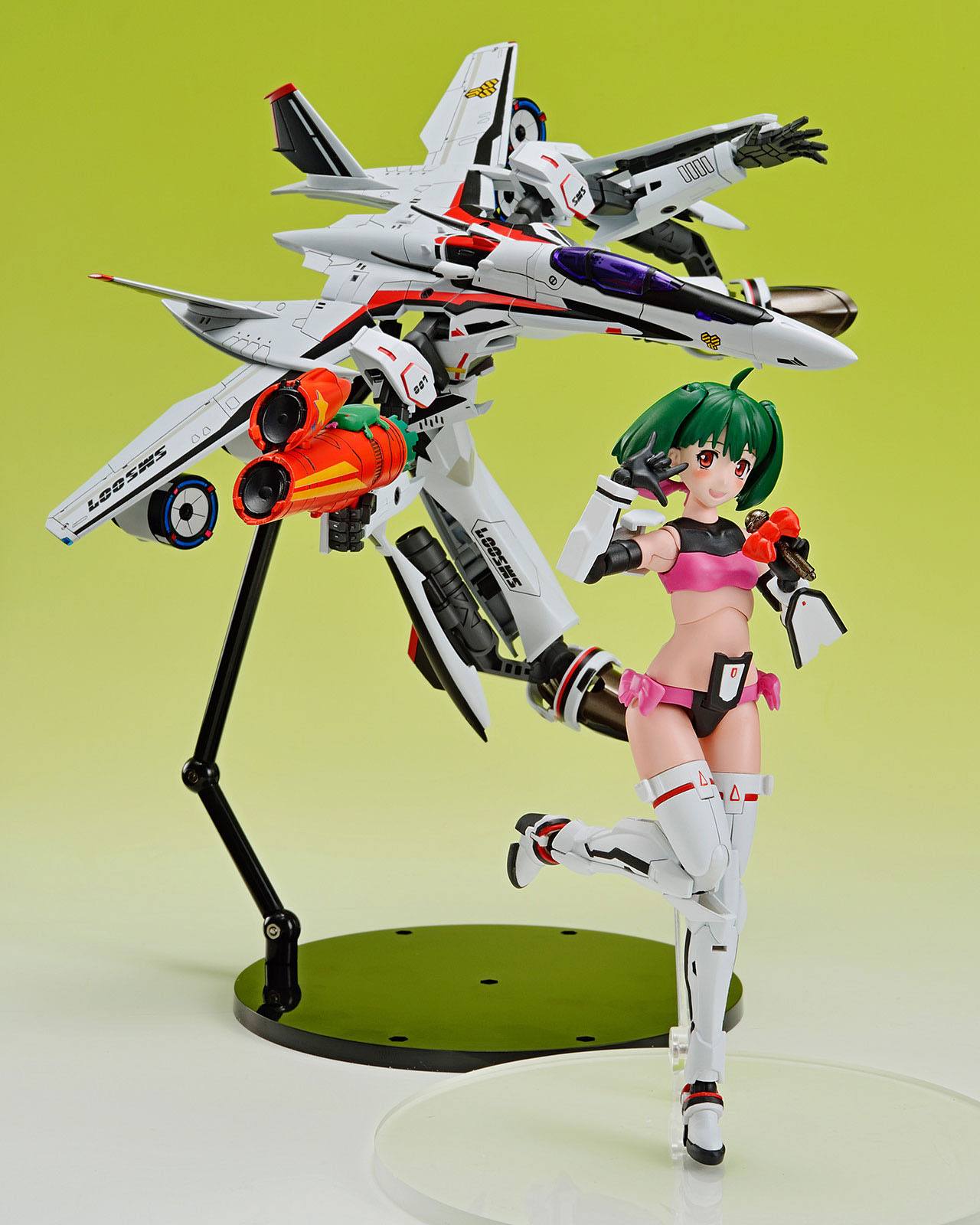 Figura Macross F VF-25F Messiah Ranka Lee