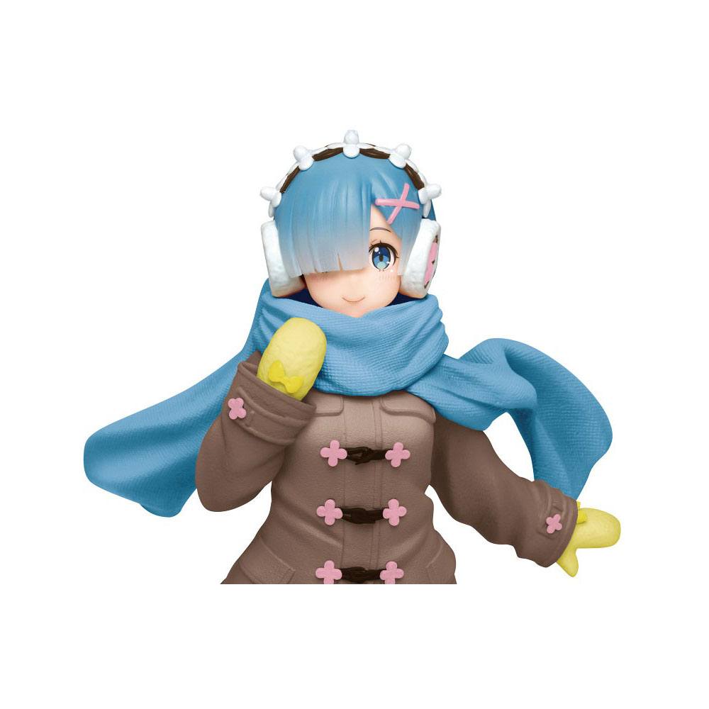 Estatua Precious Rem Winter Coat Renewal