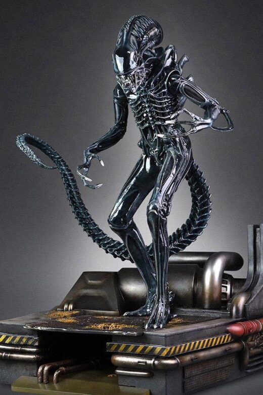Estatua Alien Warrior Deluxe