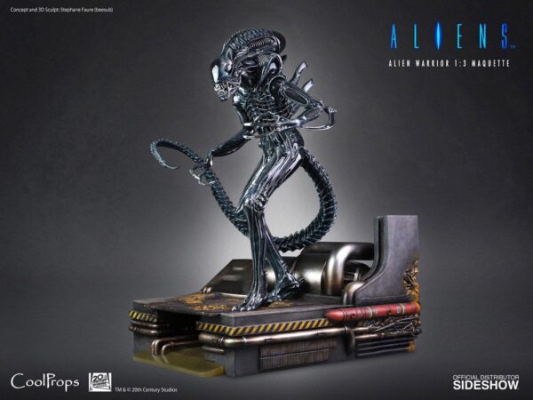 Estatua Alien Warrior Deluxe