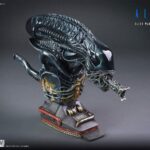 Estatua Alien Warrior Deluxe