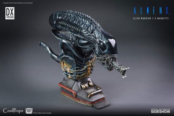 Estatua Alien Warrior Deluxe