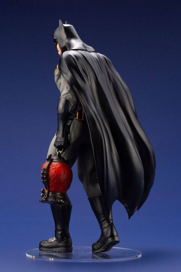 Estatua Batman Last Knight on Earth