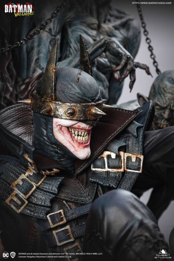 Estatua Batman Who Laughs