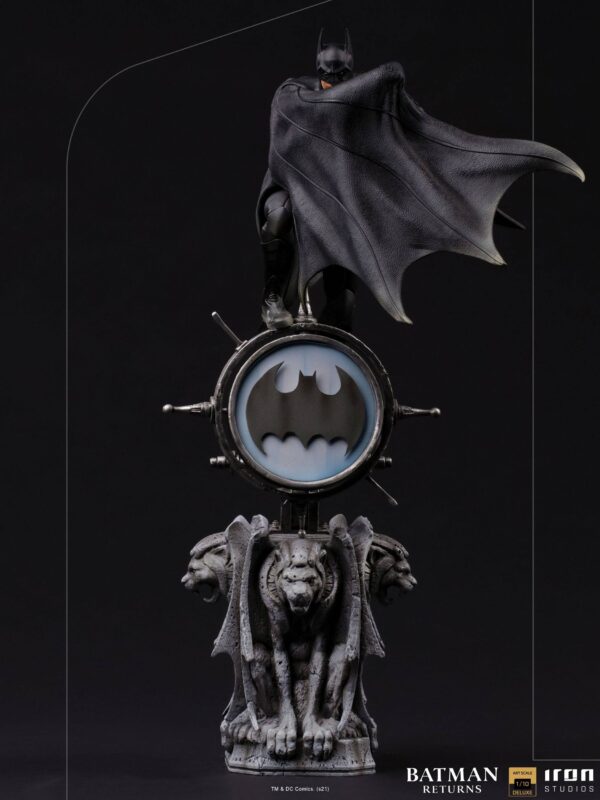 Estatua Deluxe Art Scale Batman